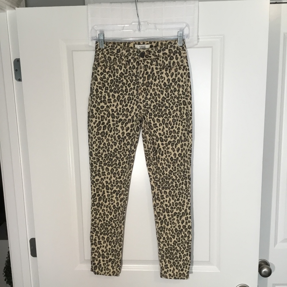 YMI Jeans Animal Print Tan/ Brown Size 7 ( Junior’s)